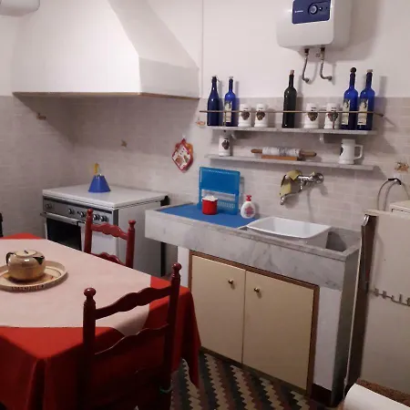 לינה וארוחת בוקר La Casa Del Daino 3*